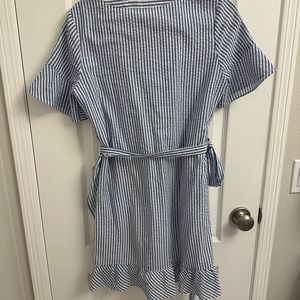 Vineyard Vines Seersucker wrap dress with ruffle